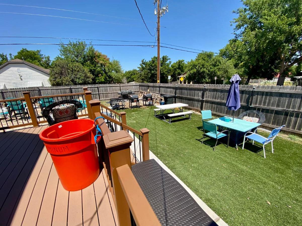 1 Mile To Fort Sill! The Carolebelle Cottage Sleeps 8 With Hottub,Grills,Firepit لوتون المظهر الخارجي الصورة